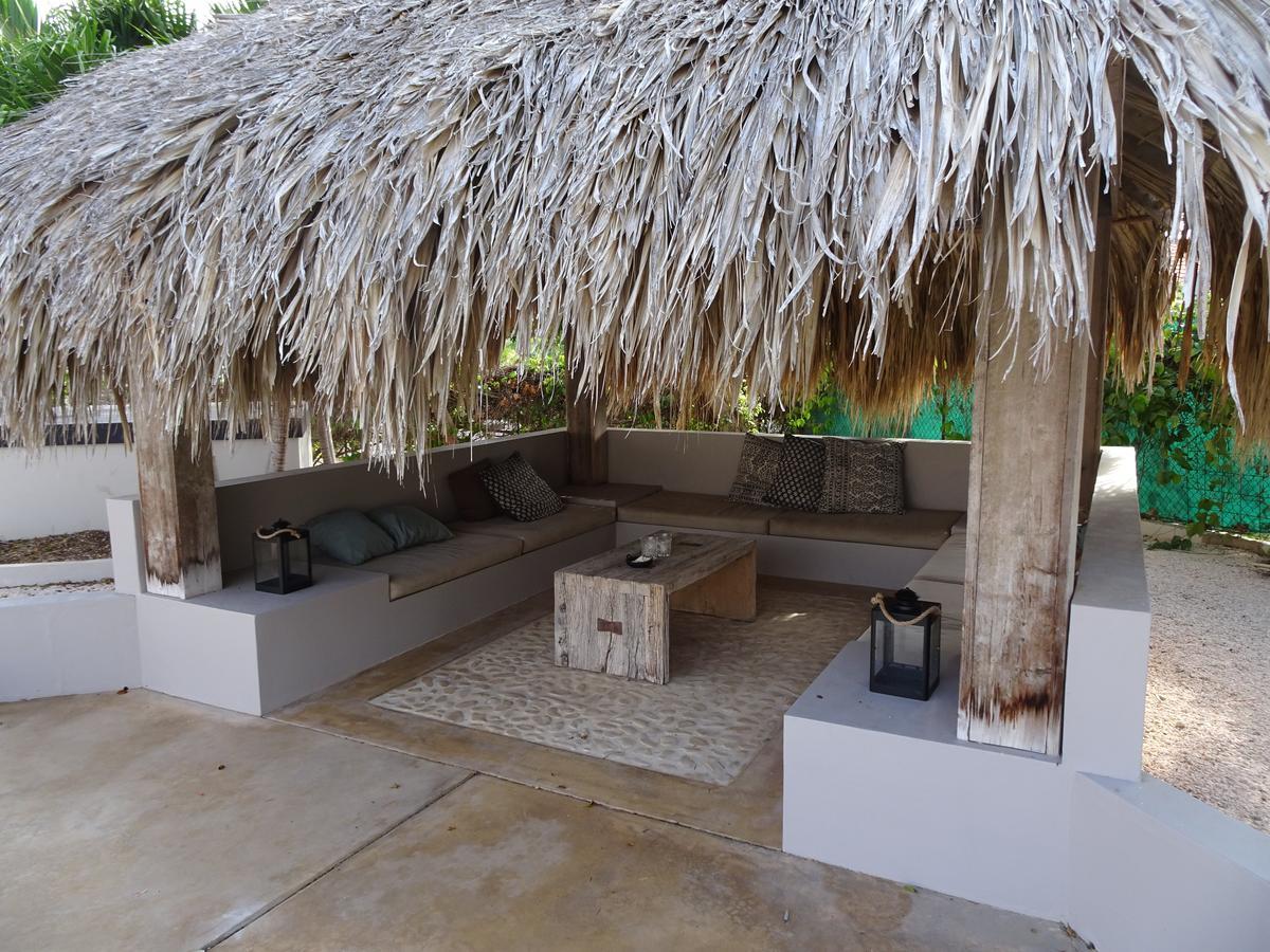 Bona Bista Breeze Bed & Breakfast Kralendijk  Bagian luar foto